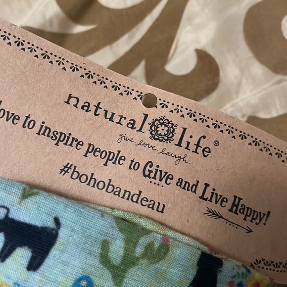 🐩• 🌳 Natural Life x Gimme Options … Vibes 🌳•🫦 - Picture 4 of 6